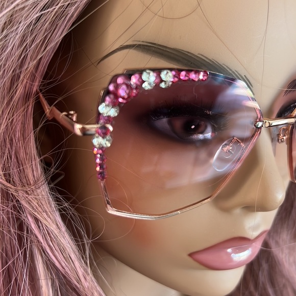 UV400 Purple Rhinestone Deluxe Sunglasses - Picture 5 of 11